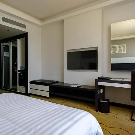 Promenade Hotel Kota Kinabalu-3